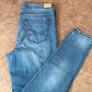 Aero High Waisted Jegging